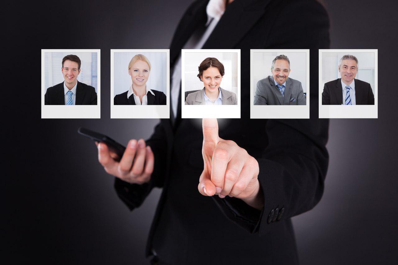 Headhunting professional